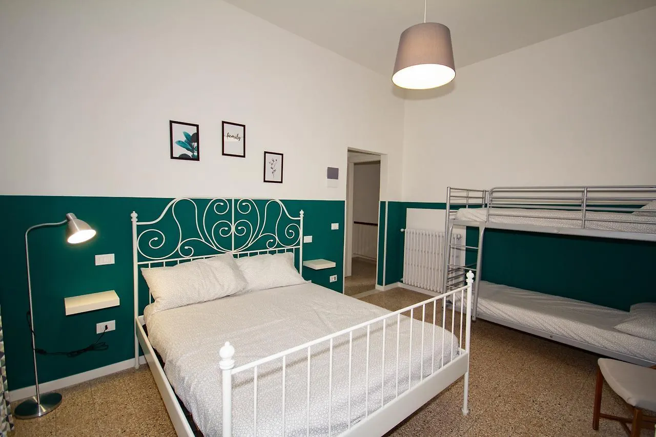 La Bicicletta Rossa B&B Cenaia 0*,  Italy
